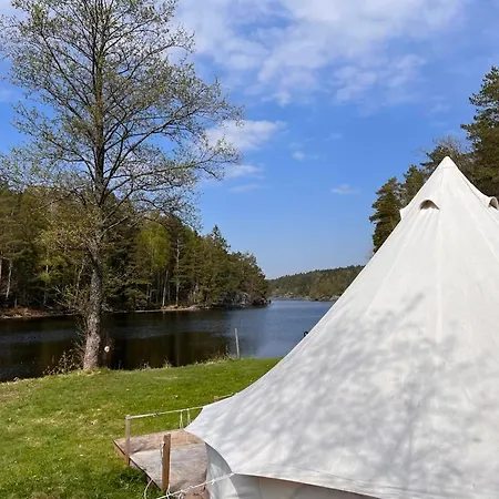 Hommen Gard Glamping Hotel Risor Exterior photo